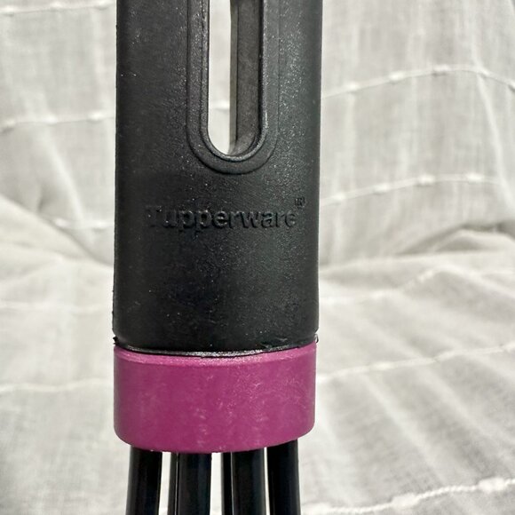 Tupperware Whisk non-metallic Whisk is Scratch Proof on Bowls etc. NWOT - Picture 7 of 7